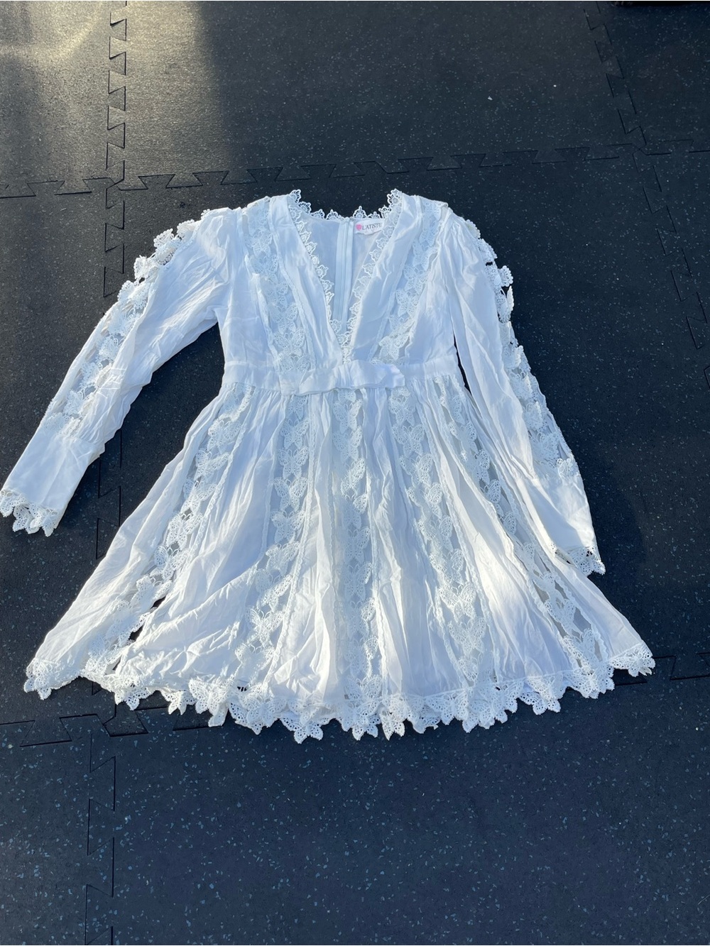 White Lace Long-Sleeve Dress - Elegant Party Dress